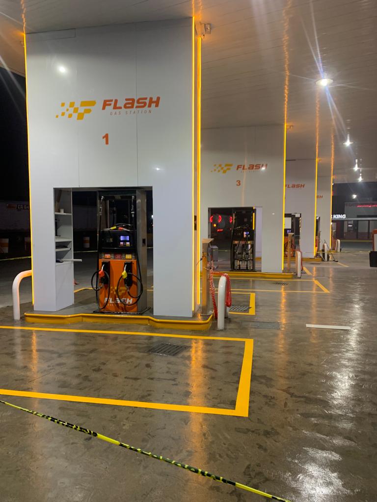 Piso epóxico terminado